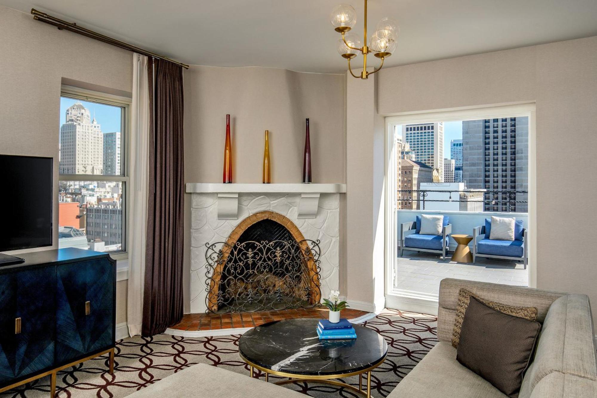 Suite Samuel con 1 Camera, 1 Letto King-Size, Vista Skyline e Balcone